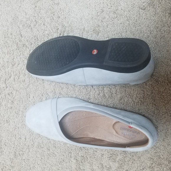 Clark's Unstructured Grey Suede Shoes - Picture 4 of 6